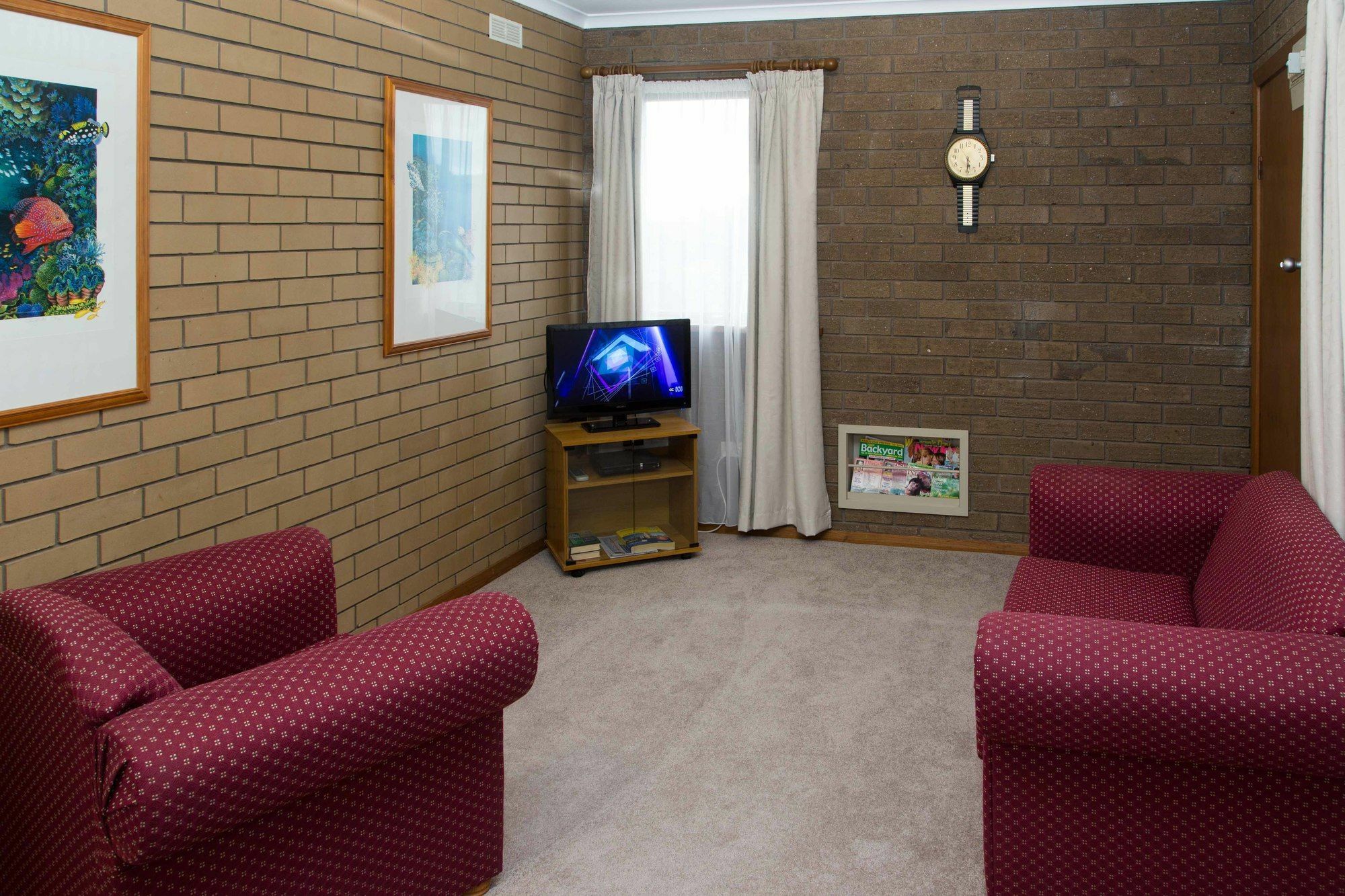 Sandpiper Holiday Apartments เลคส์เอนทรานส์ ภายนอก รูปภาพ